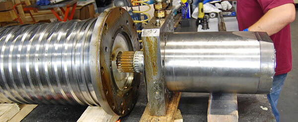 Two halves of a Franz Kessler spindle coming apart. Note the spline connection.