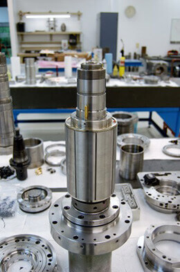 Mazak Integrex spindle repair and rebuild_resetting a hydraulic rotor