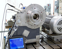Turning and lathe Puma 2600Y spindle testing. Turning Centers and Lathes Spindle Repair.