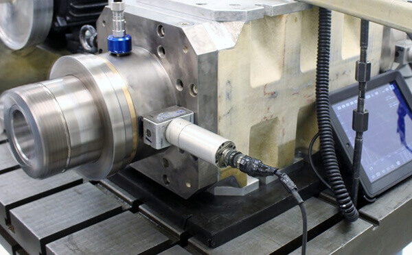 A Saccardo spindle instrumented for vibration and balance testing.