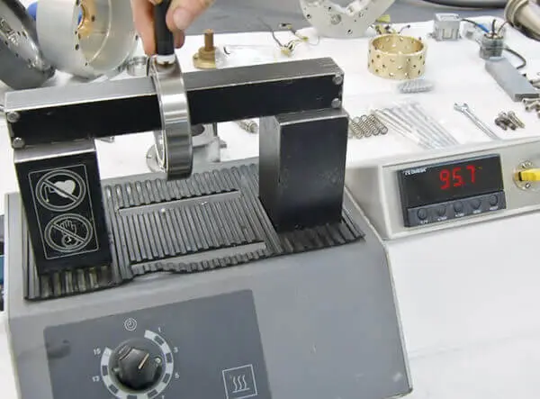 Bearing-Installation